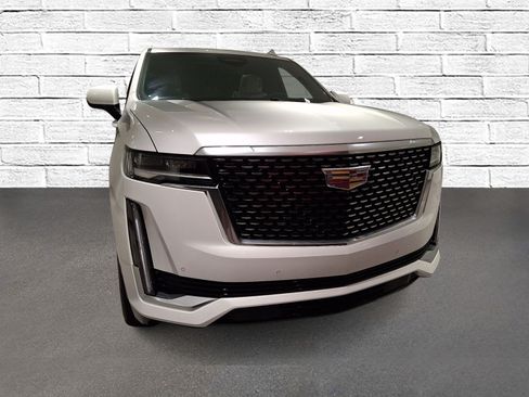Certified 2023 Cadillac Escalade Premium Luxury AWD/4WD image 8