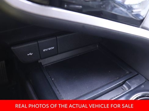 Certified 2020 Toyota Camry SE FWD image 6