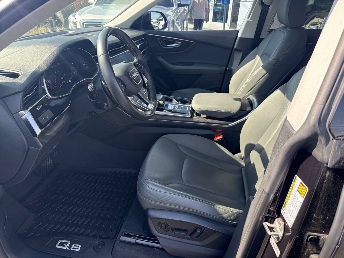 Used 2019 Audi Q8 Premium Plus AWD/4WD image 13