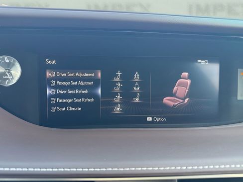 Used 2018 Lexus LS 500h w/ Luxury Package image 23