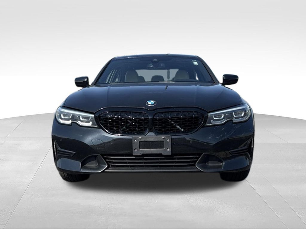 Used 2022 BMW 330i xDrive Sedan AWD/4WD image 2