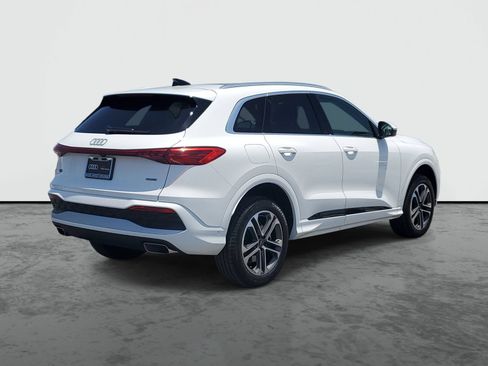 New 2026 Audi Q5 Premium AWD/4WD image 4