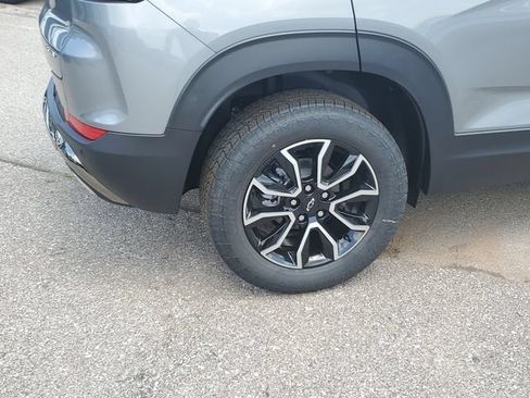 New 2026 Chevrolet TrailBlazer ACTIV w/ Driver Confidence Package FWD image 5