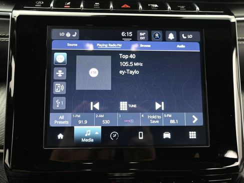 Used 2024 Jeep Grand Cherokee Altitude AWD/4WD image 21