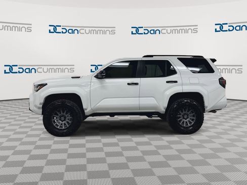 Used 2025 Toyota 4Runner TRD Pro AWD/4WD image 5