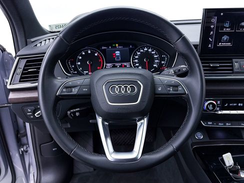Used 2022 Audi Q5 2.0T Premium w/ Convenience Package AWD/4WD image 29