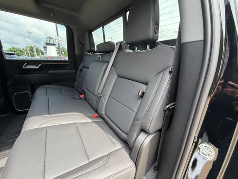 New 2026 GMC Sierra 2500 SLT w/ SLT Premium Package AWD/4WD image 24