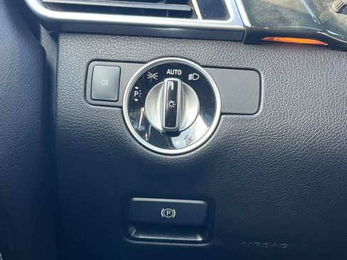 Used 2019 Mercedes-Benz GLS 450 4MATIC image 27