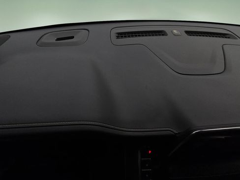 Used 2021 GMC Yukon SLT RWD image 11