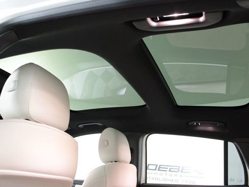 Certified 2025 Mercedes-Benz GLA 250 4MATIC image 17