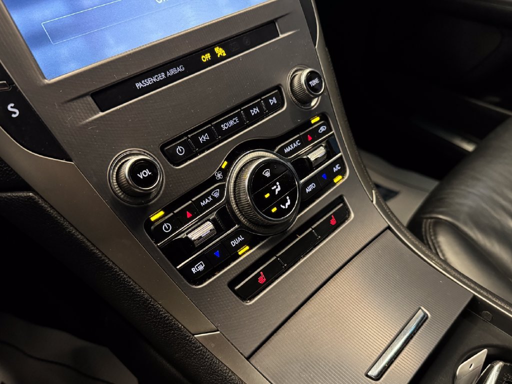 Used 2019 Lincoln MKZ Reserve FWD image 14