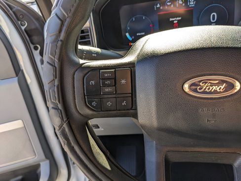 Used 2024 Ford F250 XLT w/ Black Appearance Package image 35