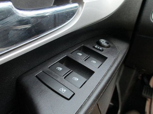 Used 2017 Chevrolet Equinox LT w/ Convenience Package image 21