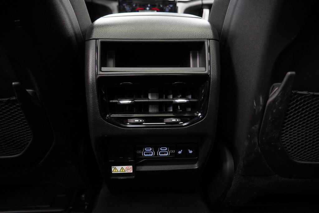 Certified 2025 Jeep Grand Cherokee Limited AWD/4WD image 23