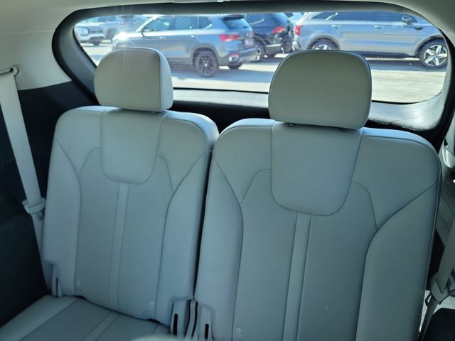 Used 2023 Kia Sorento SX AWD/4WD image 13