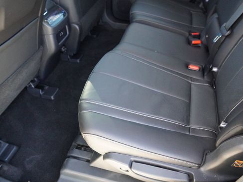 Certified 2025 INFINITI QX60 Pure image 28