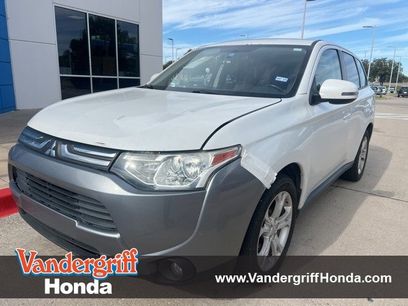 Used 2014 Mitsubishi Outlander SE