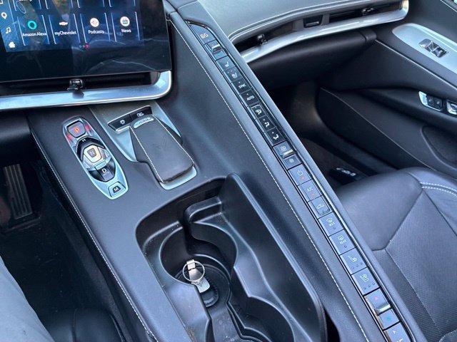 Used 2024 Chevrolet Corvette Stingray Preferred Conv w/ Z51 Performance Package RWD image 15