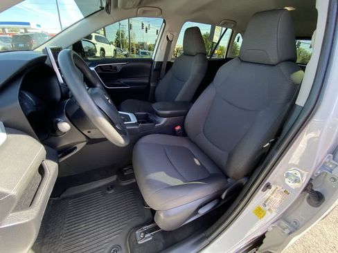 Certified 2024 Toyota RAV4 LE AWD/4WD image 11