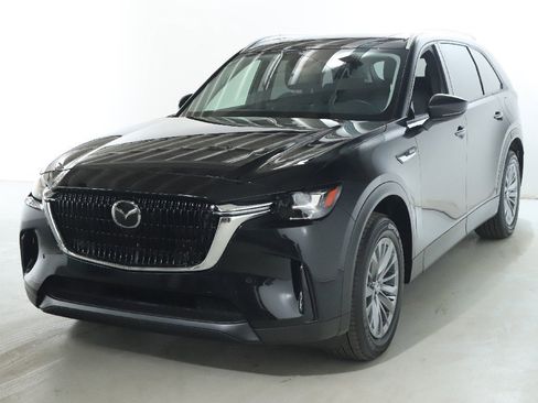 Certified 2025 MAZDA CX-90 3.3 Turbo w/ Preferred Package image 3