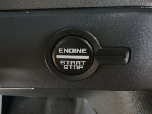 Used 2025 Ford Bronco Badlands w/ Sasquatch Package AWD/4WD image 24
