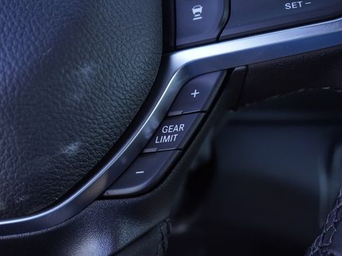New 2026 RAM 3500 Big Horn AWD/4WD image 17