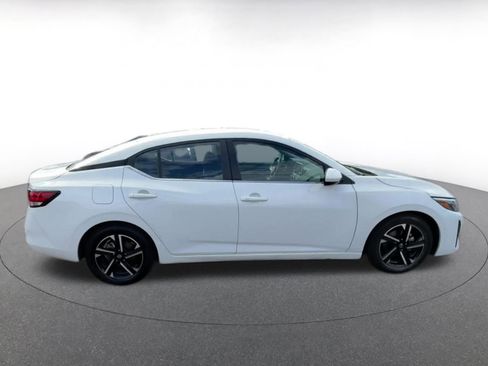 Used 2024 Nissan Sentra SV image 16
