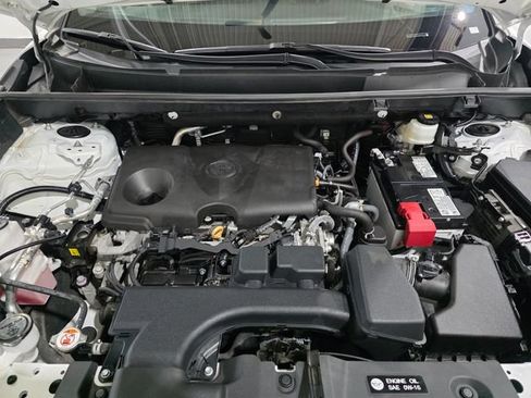 Used 2025 Toyota RAV4 XLE AWD/4WD image 26