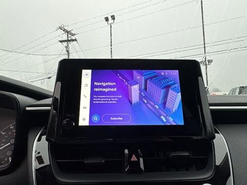 Used 2024 Toyota Corolla LE image 18