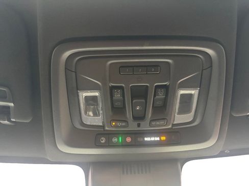 Used 2025 Chevrolet Silverado 2500 High Country w/ Technology Package image 27