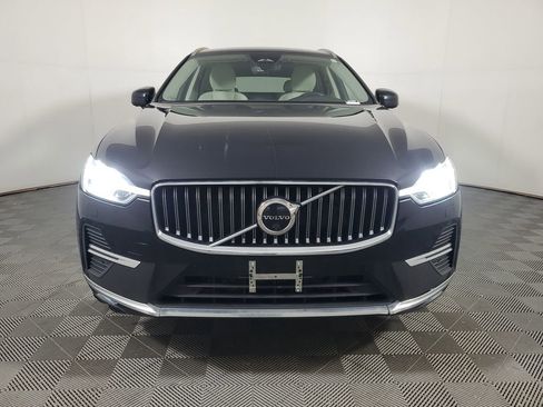 Certified 2023 Volvo XC60 B5 Plus w/ Climate Package AWD/4WD image 2