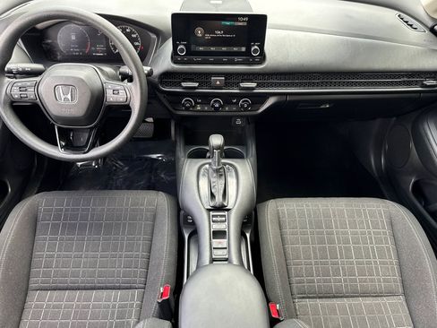 Used 2025 Honda HR-V LX image 16
