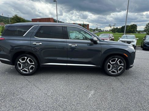 Used 2024 Hyundai Palisade SEL AWD/4WD image 3