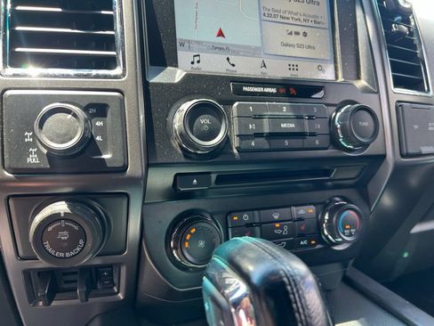 Used 2016 Ford F150 XLT w/ Equipment Group 302A Luxury AWD/4WD image 14