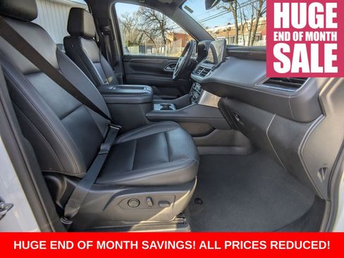 Used 2024 Chevrolet Suburban LT image 15
