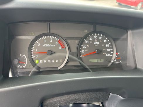 Used 2024 Chevrolet Low Cab Forward image 17