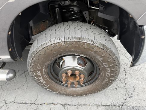 Used 2018 RAM 3500 Tradesman w/ Chrome Appearance Group AWD/4WD image 14
