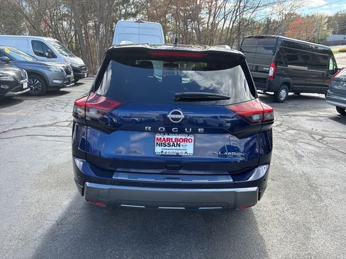Certified 2024 Nissan Rogue SL AWD/4WD image 6