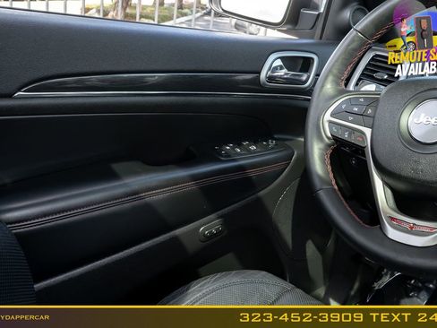Used 2017 Jeep Grand Cherokee Trailhawk w/ Trailhawk Luxury Group AWD/4WD image 20