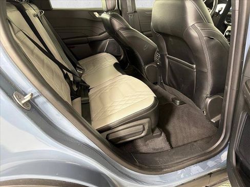Used 2023 Ford Escape SE w/ PHEV Premium Package FWD image 16