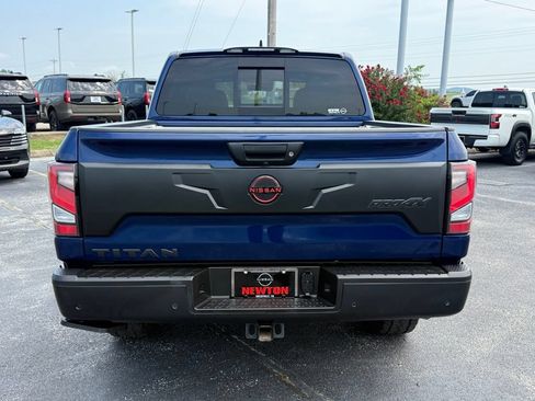 Used 2024 Nissan Titan PRO-4X w/ Pro-4x Convenience Package AWD/4WD image 33