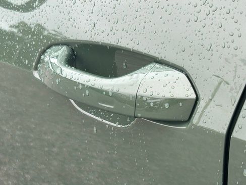 Used 2025 Audi Q5 Premium Plus w/ Premium Plus AWD/4WD image 39