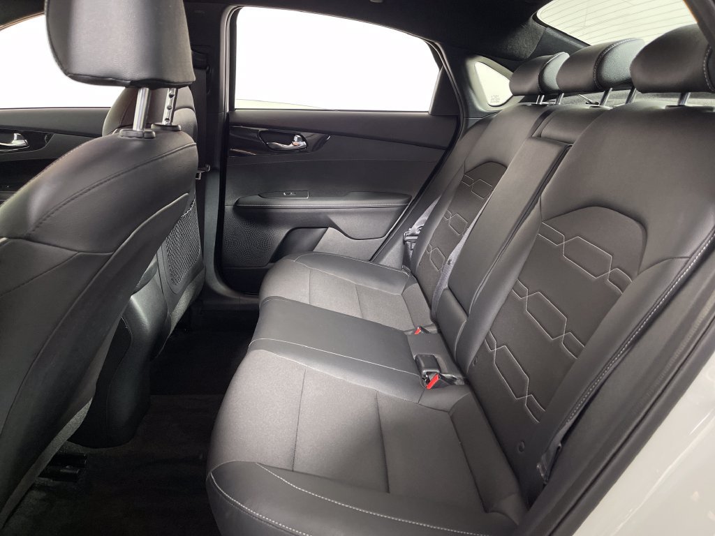 Used 2022 Kia Forte GT-Line w/ GT-Line Technology Package FWD image 13