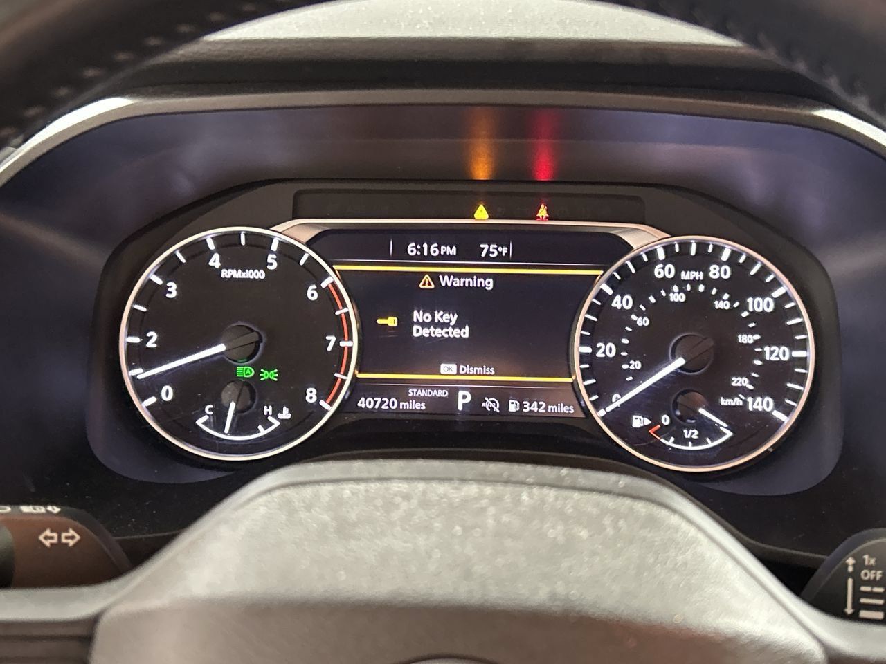Used 2025 Nissan Rogue SV FWD image 15