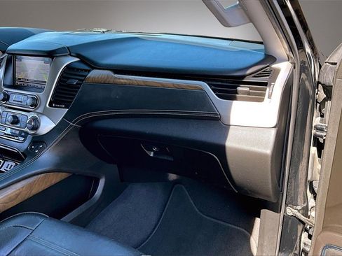 Used 2020 GMC Yukon XL Denali image 26