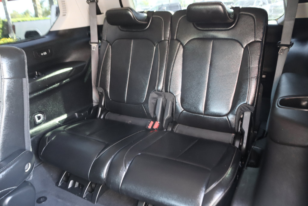 Used 2023 Jeep Grand Cherokee L Limited AWD/4WD image 38