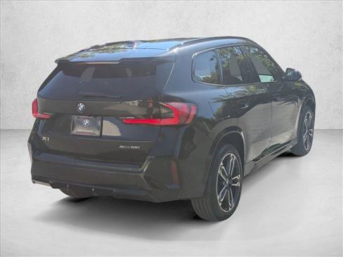 Used 2025 BMW X1 xDrive28i w/ M Sport Package image 2