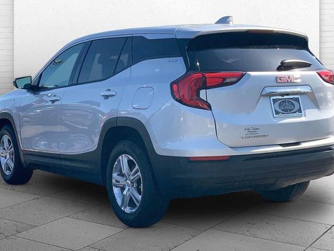 Used 2020 GMC Terrain SLE FWD image 10
