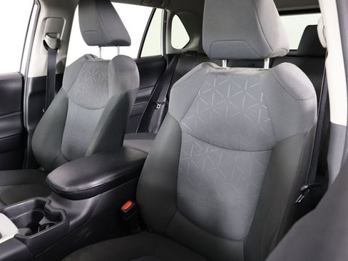 Used 2020 Toyota RAV4 XLE w/ All Weather Liner Package image 11