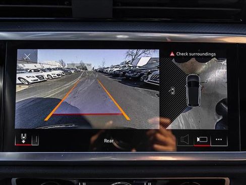 Certified 2023 Audi Q3 2.0T Premium Plus w/ Premium Plus Package image 18